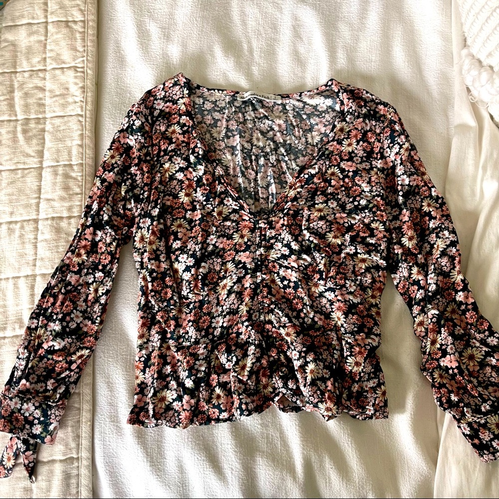 A&F Floral Crop blouse